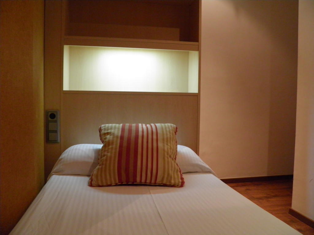 Hotel Annex - Rey Don Jaime I Barcelona Quarto foto